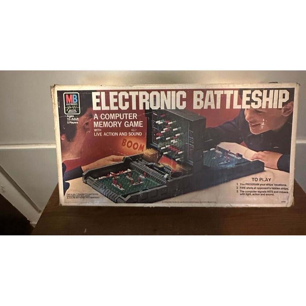Vtg Original 1977 Milton Bradley Electronic Battleship Powers On Does Not Light